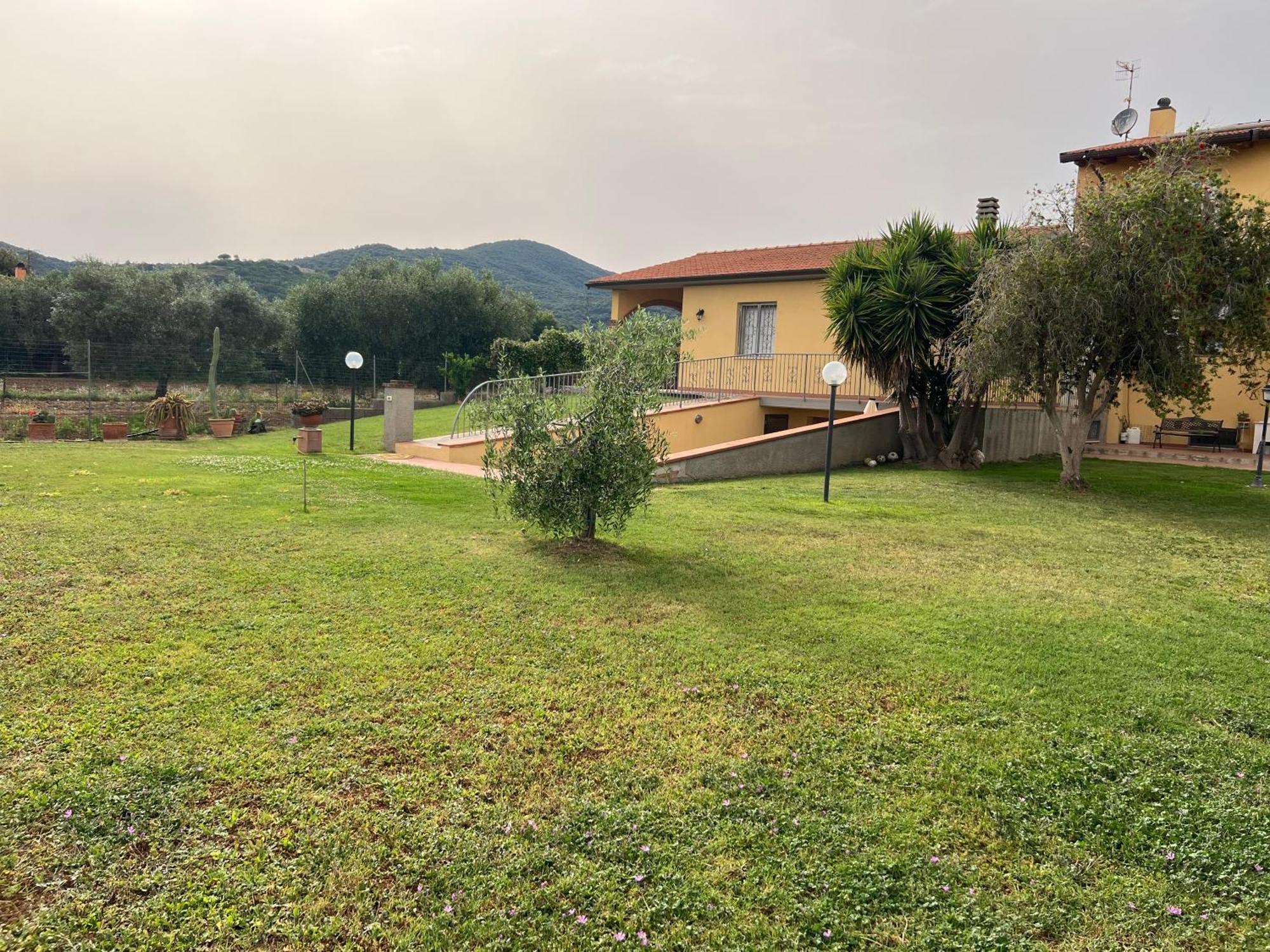 Agriturismo Il Giardino Degli Olivi Appartamenti Castiglione della Pescaia Exterior photo